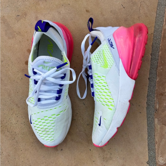Nike Air Max 270
White Volt Pink Blast Indigo (Women's) ES - Picture 2 of 6